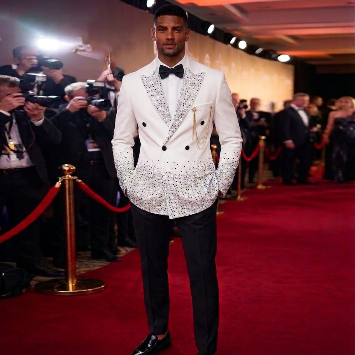 Customized Luxury Men Suits 2  - огляд і ціна Slim Fit Blazer Men